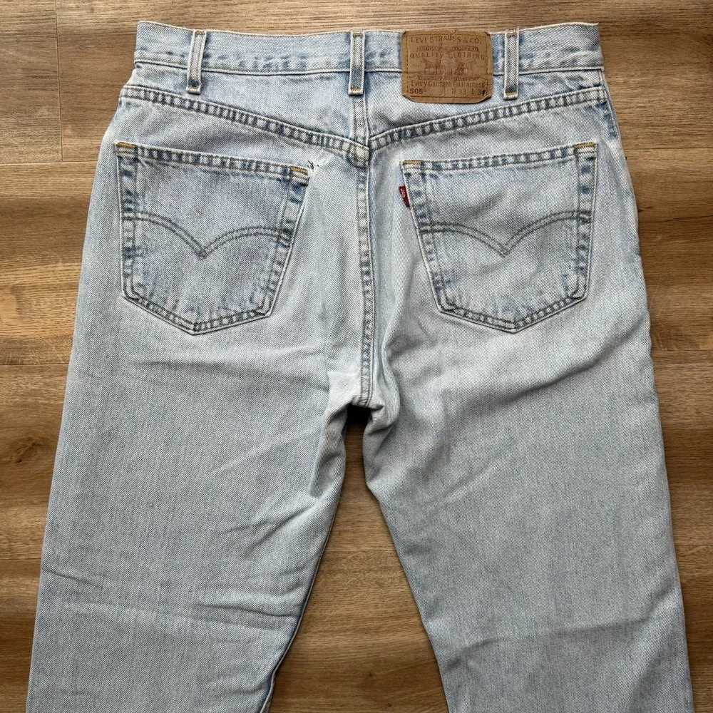 Vintage Levis 505 Jeans Men 32x30 Blue Regular Fit Light Wash Denim 90s (Hemmed)